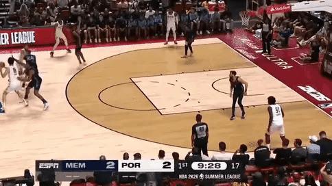 今日NBA夏季联赛开拓者vs灰熊。中国球员杨瀚森背靠背首发出战，进攻端不仅有上篮
