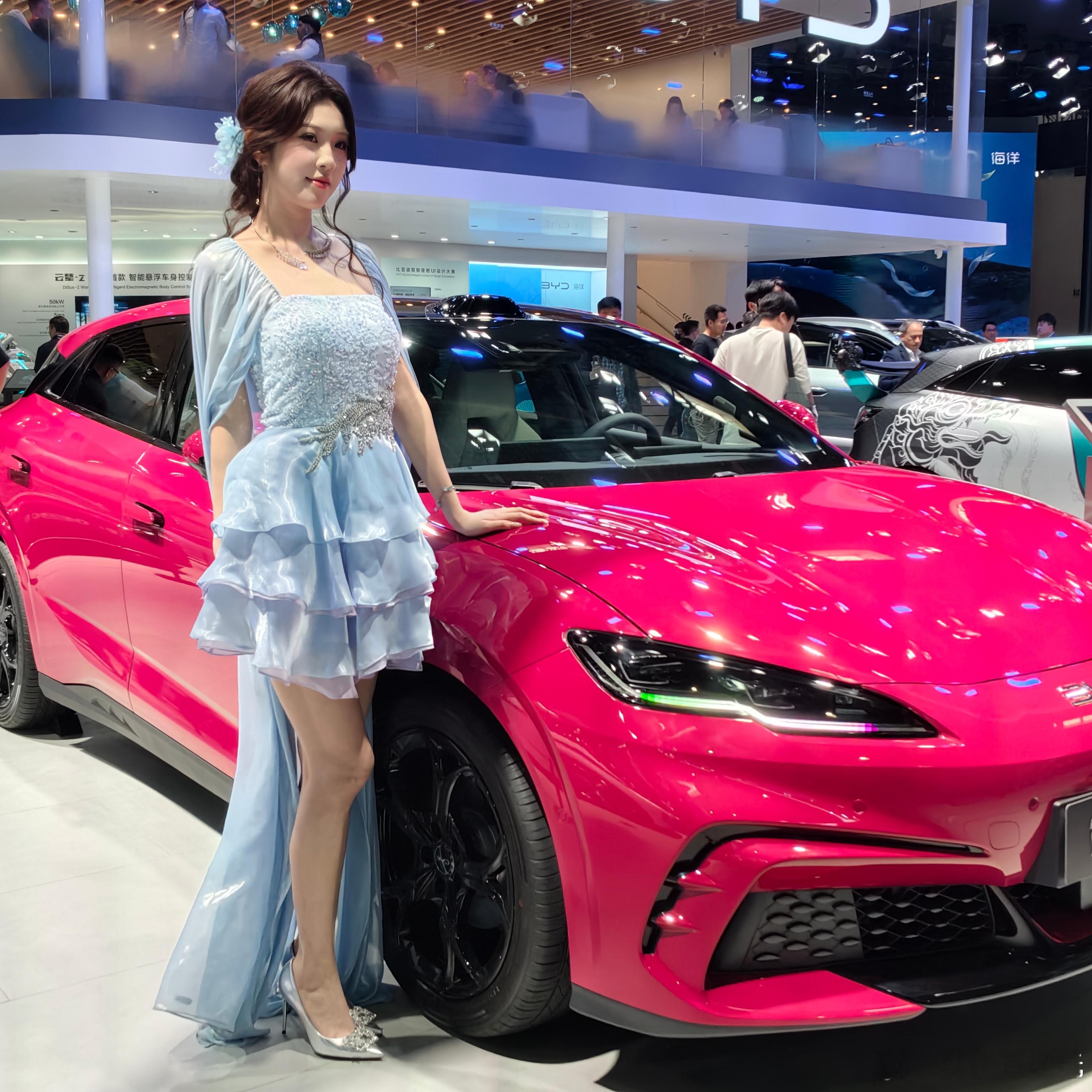 2026北京车展老是发车子没啥意思，发亿点你们喜欢看的智驾数码团北京车展潮这看