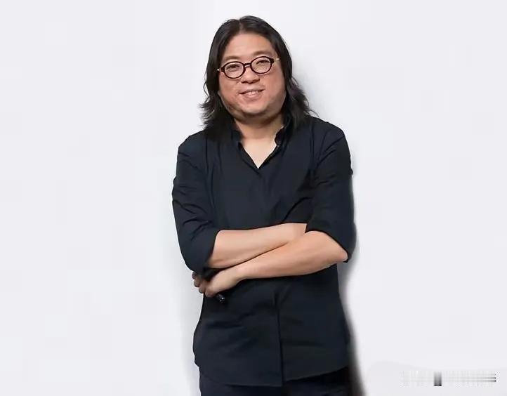 56岁的高晓松，悲痛发文！
9月26日，高晓松写下长文悼念挚友刘欢，通篇没有一句