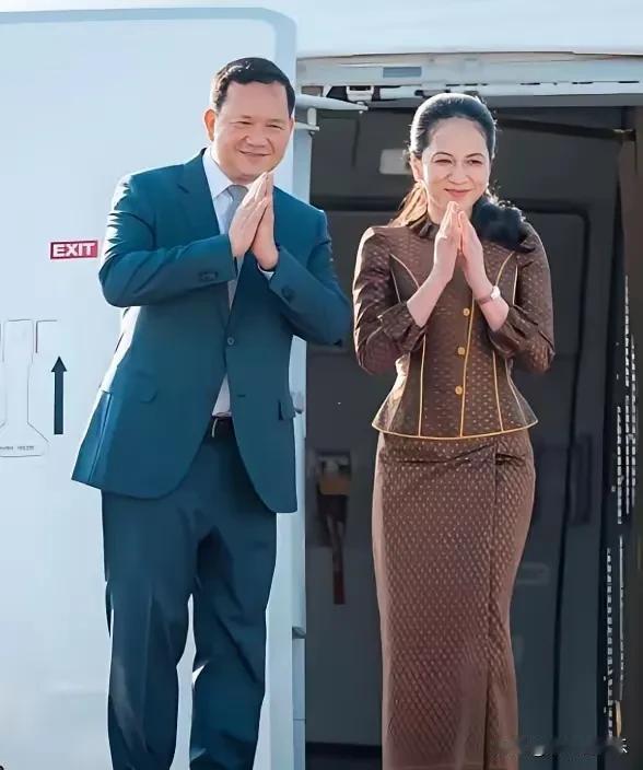 从坦克到推特：洪森家族的权力迭代，越活越回去？
  洪森的儿子洪玛奈虽然执政水平