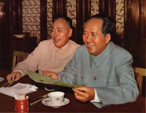 “作一个政治家必须练习忍耐”，真正懂陈毅的人只有毛主席。

1943年11月，陈