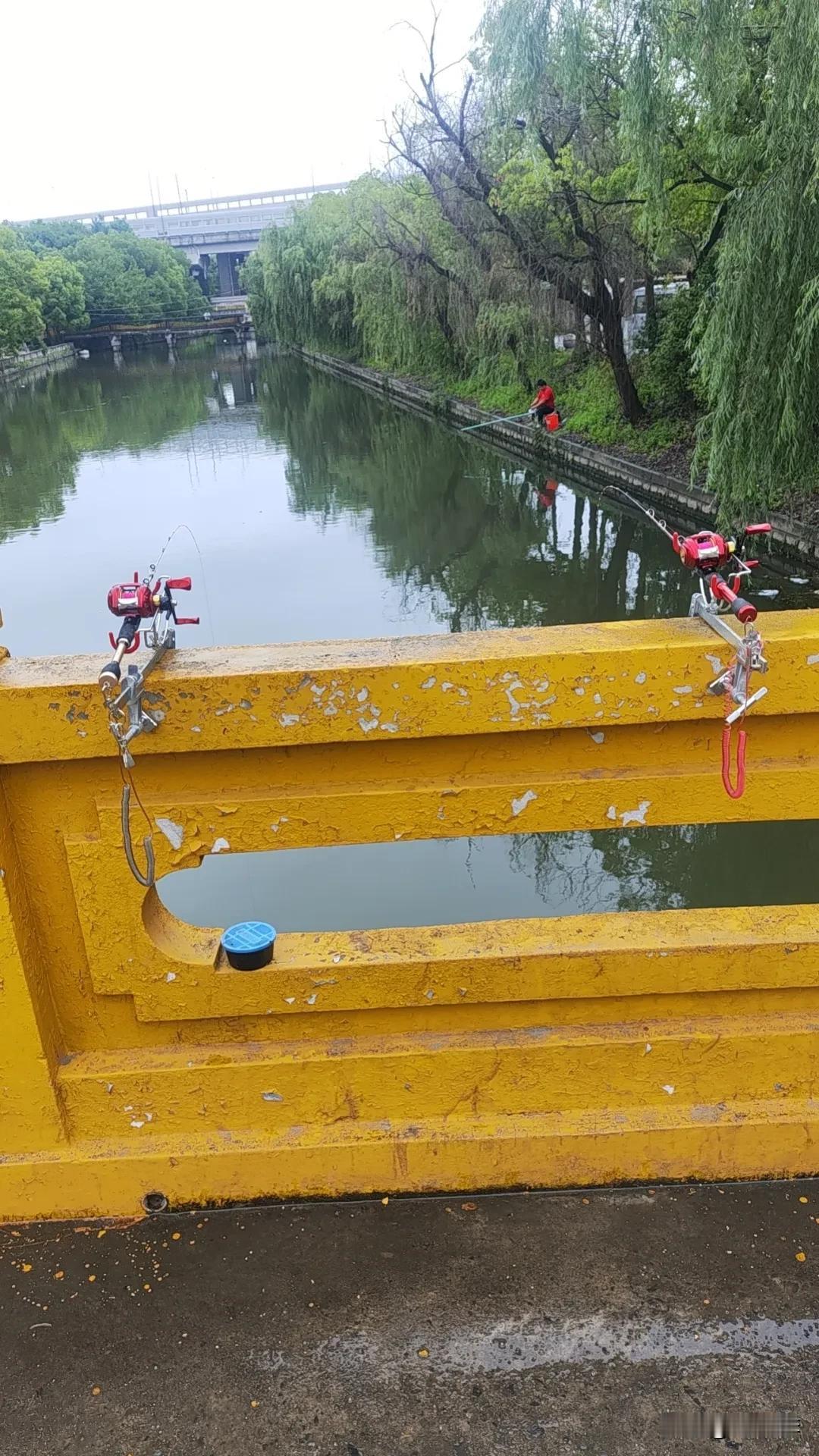 绑了无数次主线，可绑不住流逝的年华！
选了无数次钓位，可选不对人生的道路!
切了
