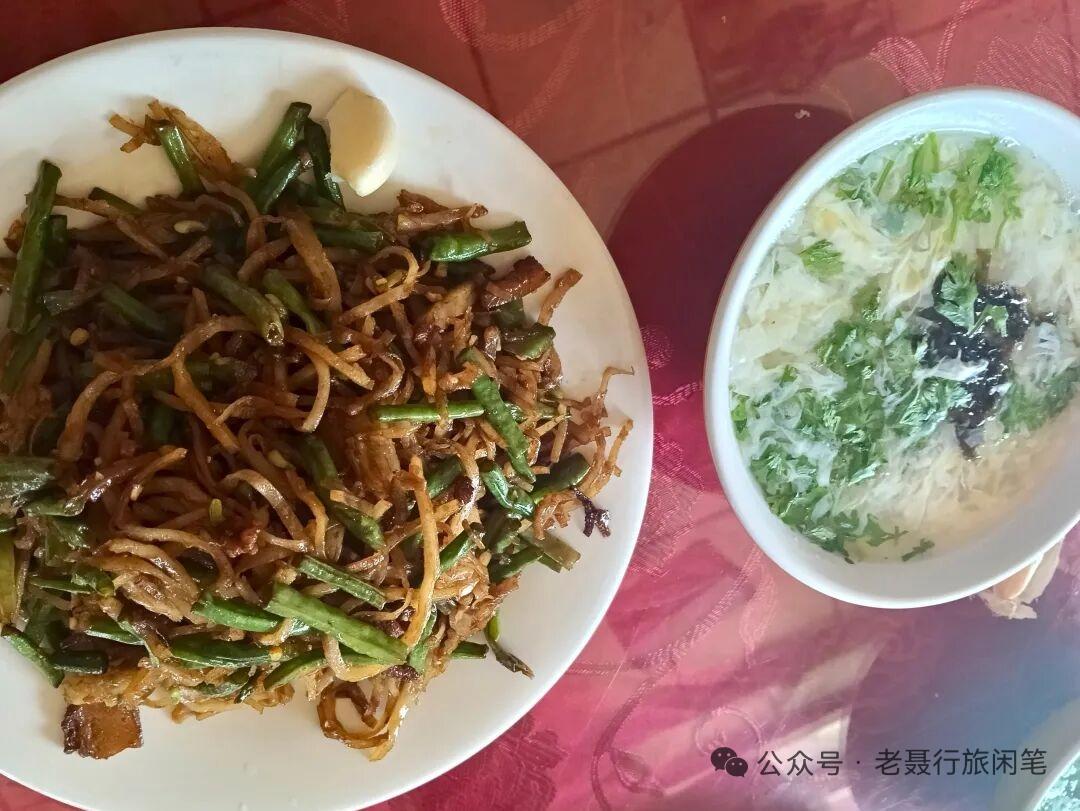 为什么豆腐乳的标签上会写着“内含定位器”
 
不少人买瓶装腐乳，看到标签标注“内