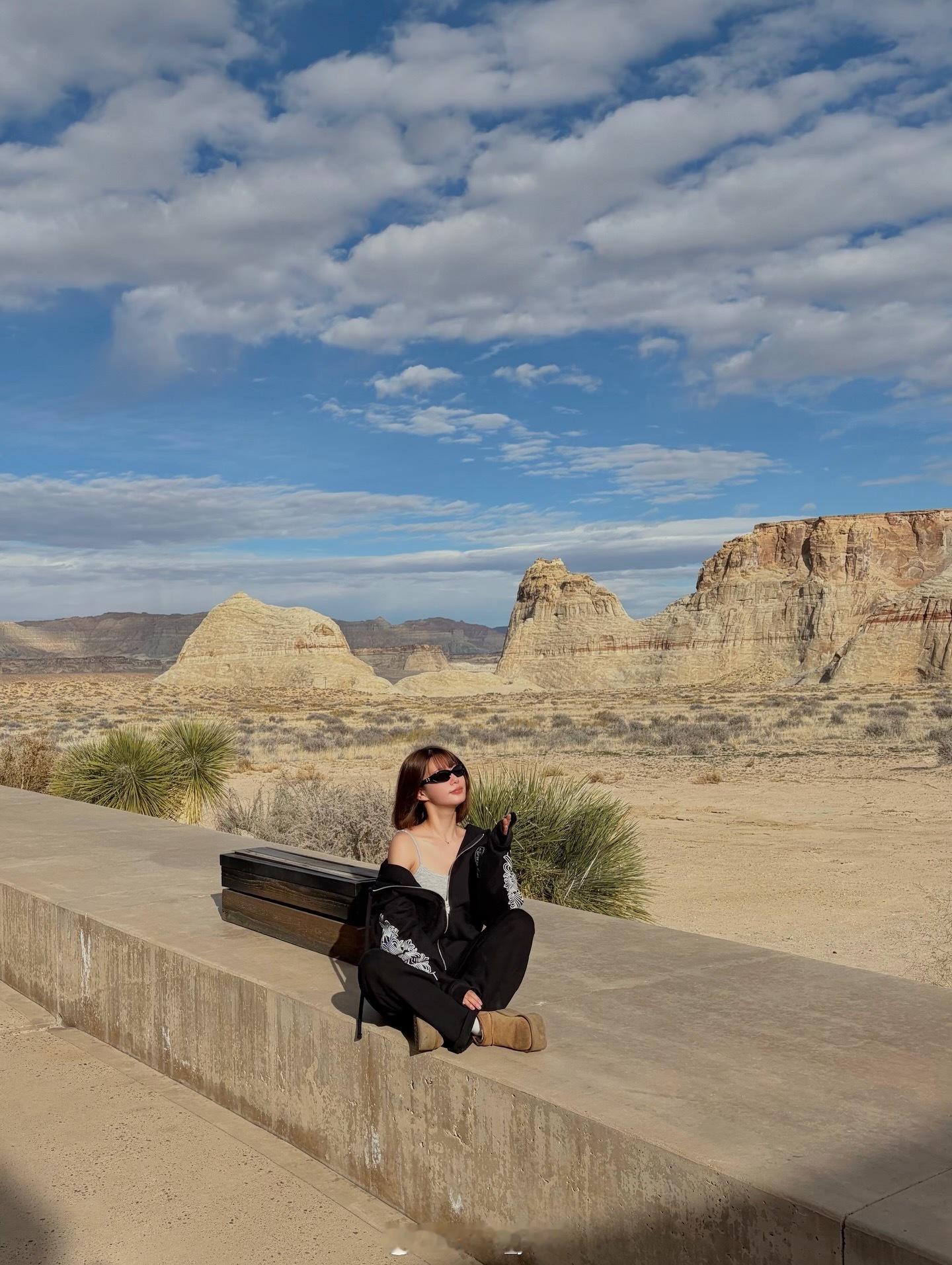 感觉娜言随时都在旅游换乘恋爱 