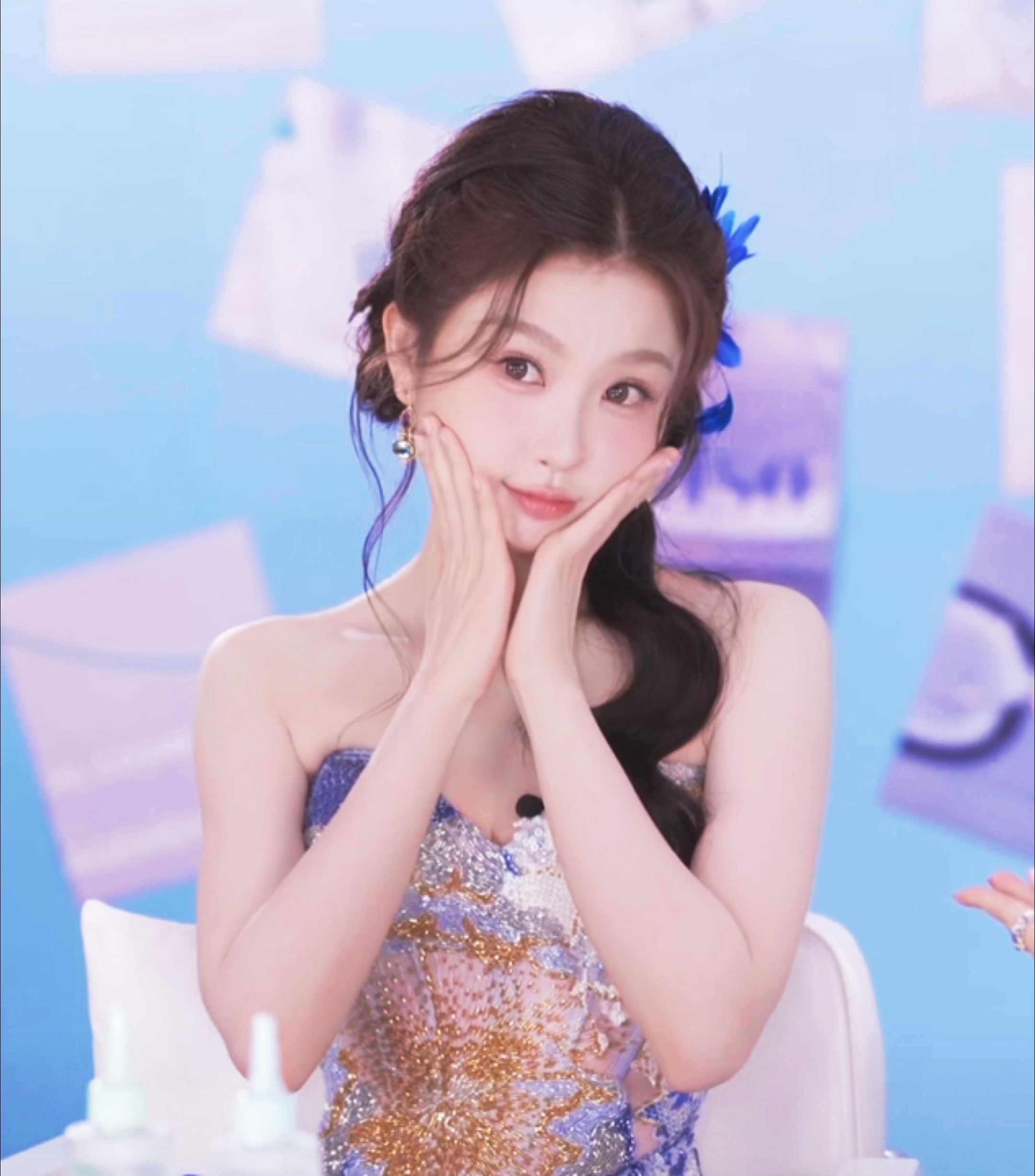 孩子也知道自己的脸很好rua，能不能让我也ruarua[泪] ​​​