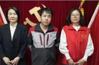 这就是命！2025年5月，北京一名快递员于某栋别墅送快件，瞧见女主人前一日之快递