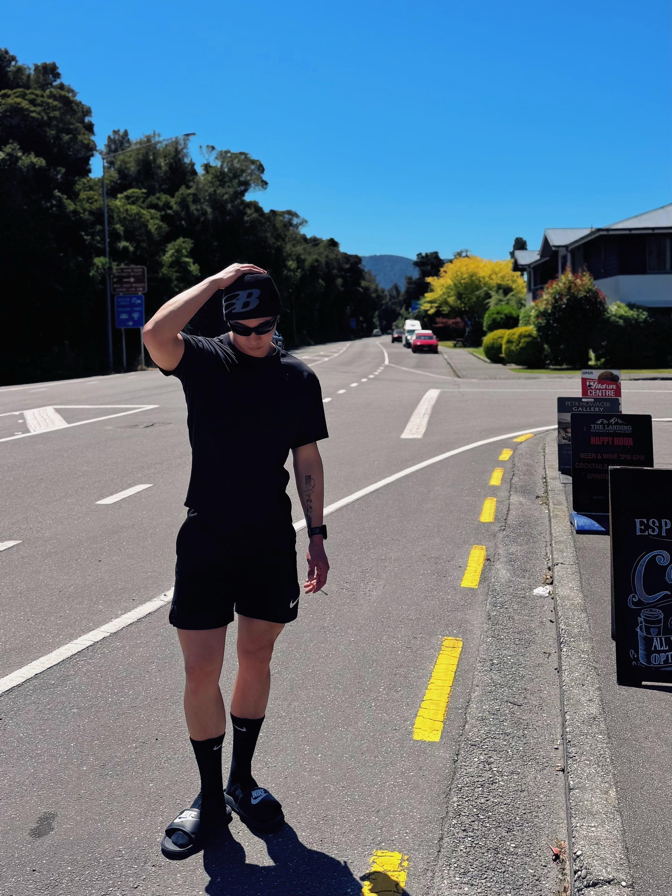 好热好热好热。