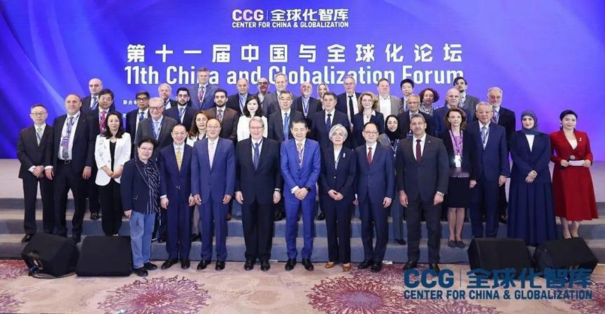 美国开始发现不对劲了，真正能同时稳住内外两条战线的超级大国，或许只剩中国！

这