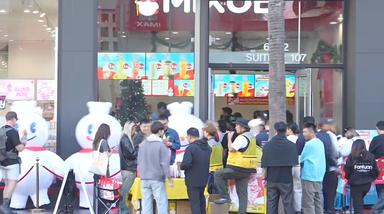 蜜雪冰城美国首店正式开业期待穆迪去喝（我猜追梦推荐过了，毕竟今年来中国吃了）图二