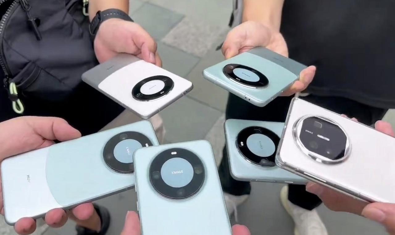 越来越多海外用户关注起中国手机了！之前华为Mate60系列刚开售的时候，除了在国