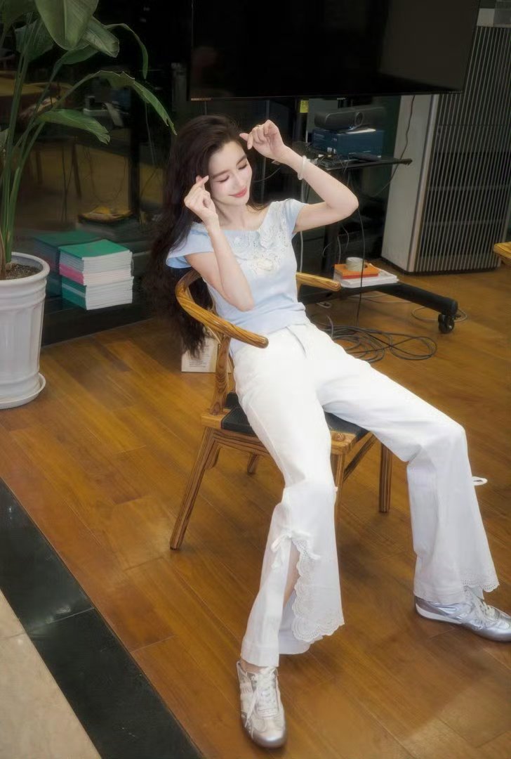 angelababy给angelababy的七夕星河情书  「杨家将的星河」营业