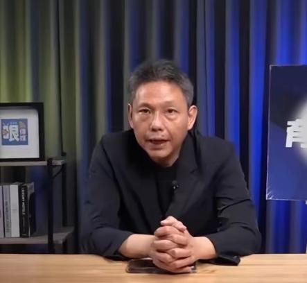 台湾地区知名评论人谢寒冰，在政论节目中抛出一套颠覆性分析，他直言，大陆早已调整推