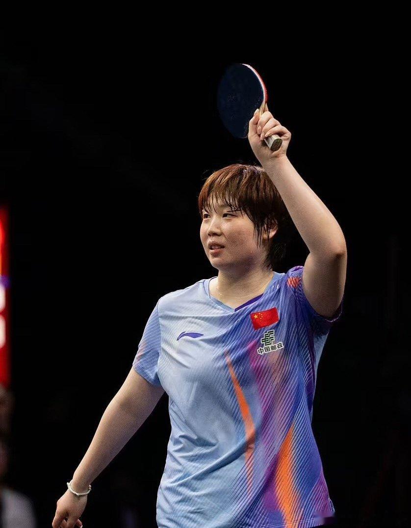 蒯曼4比3晋级决赛在WTT美国大满贯女单半决赛中，国乒小将蒯曼经历七局苦战，以4