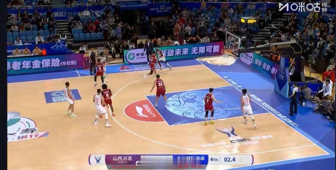 CBA俱乐部杯淘汰赛，山西80-73险胜广州晋级八强。山西外援诺威尔狂砍39分成