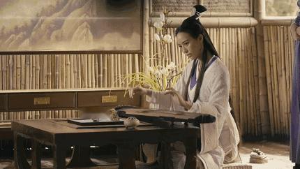 轻抚古琴，指间流淌的不再是简单的音符。

是对生活的理解、对情感的抒发、对自我的