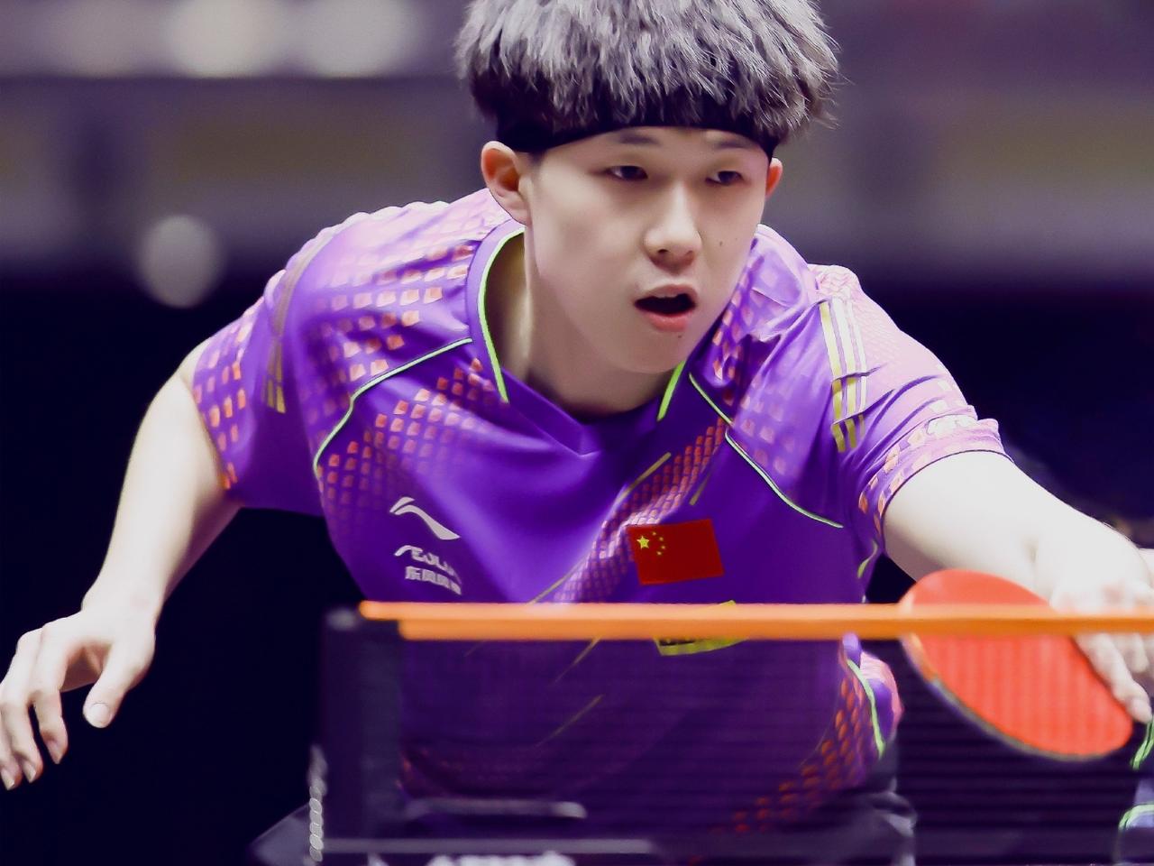 王楚钦、王曼昱如今的稳定发挥，离不开顶配教练团队保驾护航！
王楚钦由孙逊主管，肖