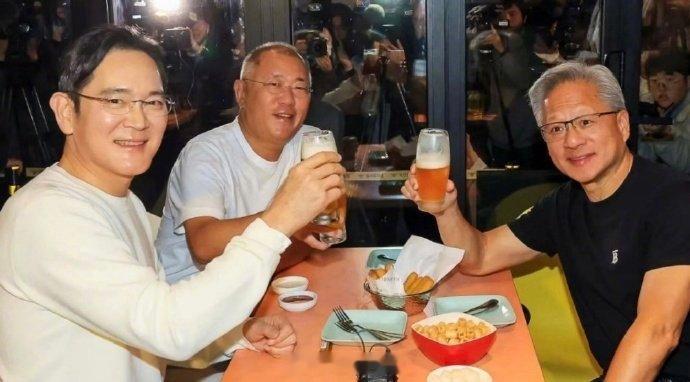 英伟达为何盯上韩国英伟达为啥非要跟韩国企业深度绑定，还不是看中韩国在半导体制造、