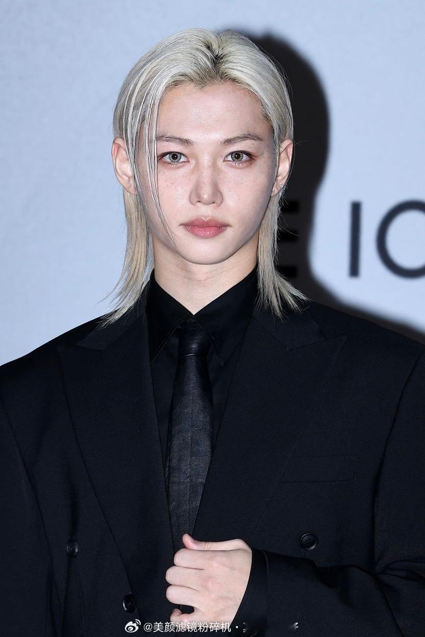 李龙馥felix17日活动新闻图 