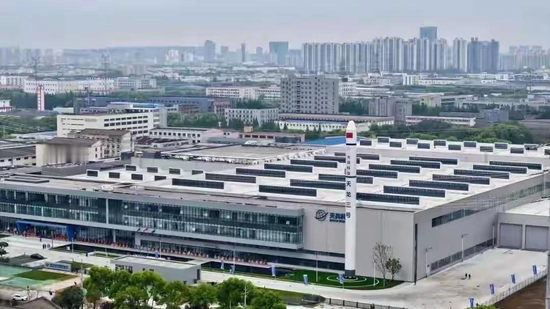 豫见张家港26：走进中国独角兽企业——天兵科技5月9日，宿豫区政府党组成员、张家