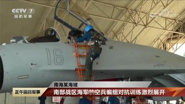 目前，海军航空兵的战斗机，都已经转交给了空军，转交的战机中包括歼11BH、歼11
