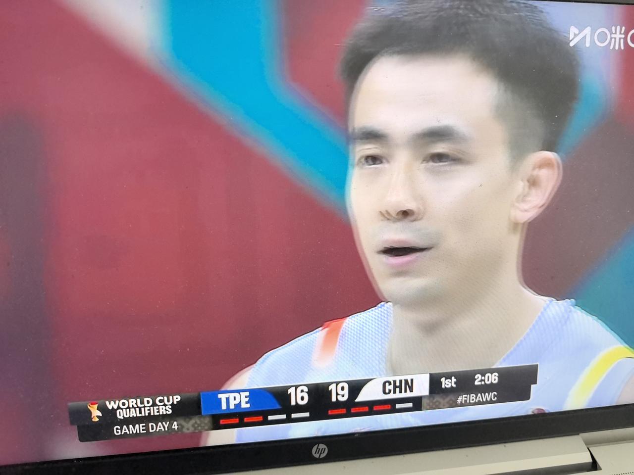 赵继伟三分二连击，带领男篮一波攻击！
首节结束，27:22领先省队5分…
今天继