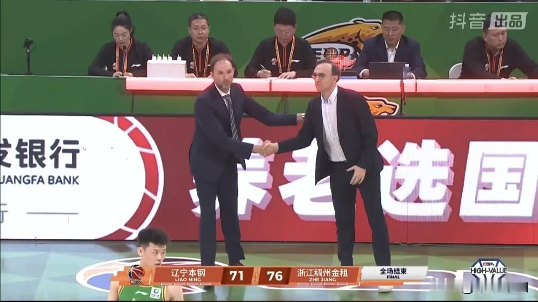 CBA第40轮浙江客场76-71险胜辽宁。
   4月18日晚，CBA常规赛第4