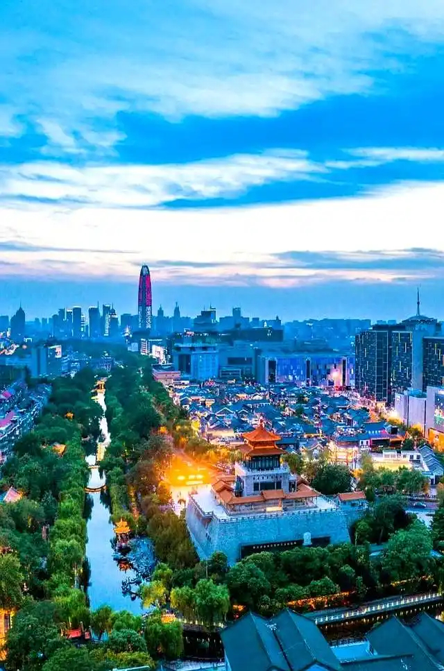 作为辽宁人，一直觉得山东是那种踏实靠谱、又藏着大格局的好邻居，越了解越佩服。不只