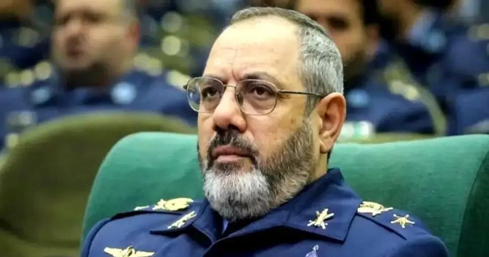 刷到伊朗公开“1000架无人机”的消息那一刻，我第一反应不是兴奋，而是后背一凉—