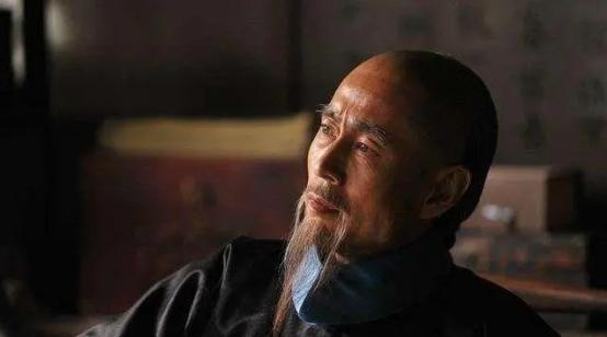 1901年，李鸿章去世，他给子孙留下4000多万两白银和无数家产，可没想到，52