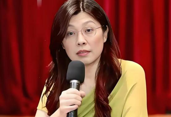 郑丽文的远见卓识！
面对高市早苗近期涉台错误言论，郑丽文总结出八个字：