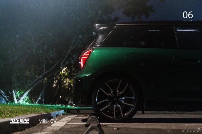 #纯电MINI官宣调价#  MINI 宣布调价，调整后 MINI COOPER 