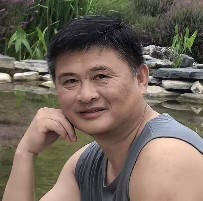 当年的发哥，如今幸福美满！😃😃😃