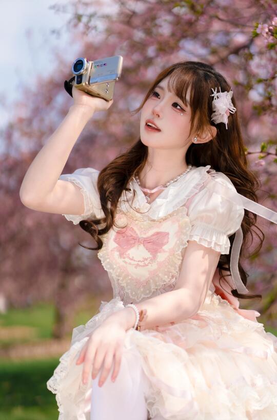 辰山早樱速报🌸来拍樱花啦～