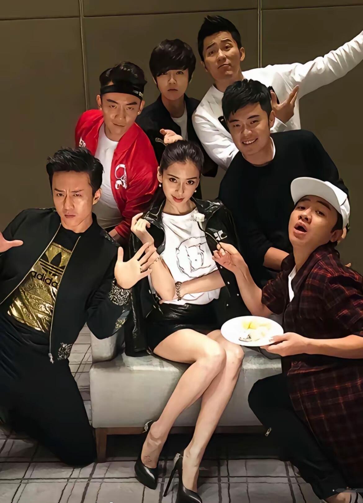 当时在baby真是美艳无比，风华绝代啊，不愧是跑男团里的团宠，真是集万千宠爱于一