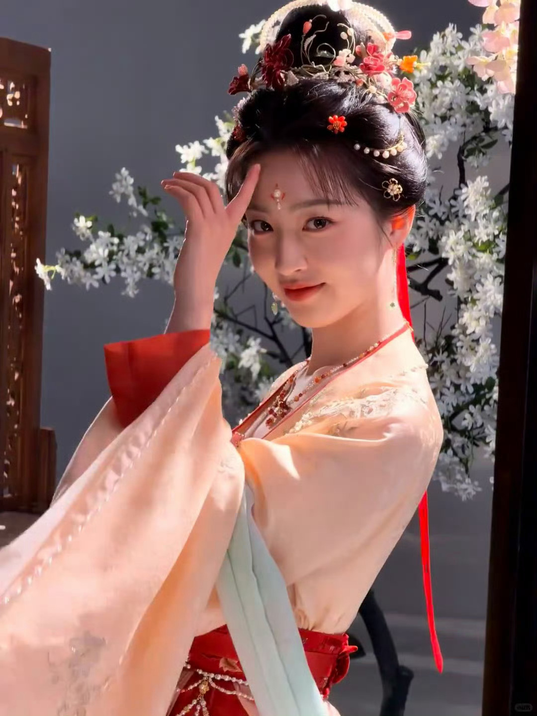 好美萌啊我已经把那几撮看顺眼了（当然该日还得 