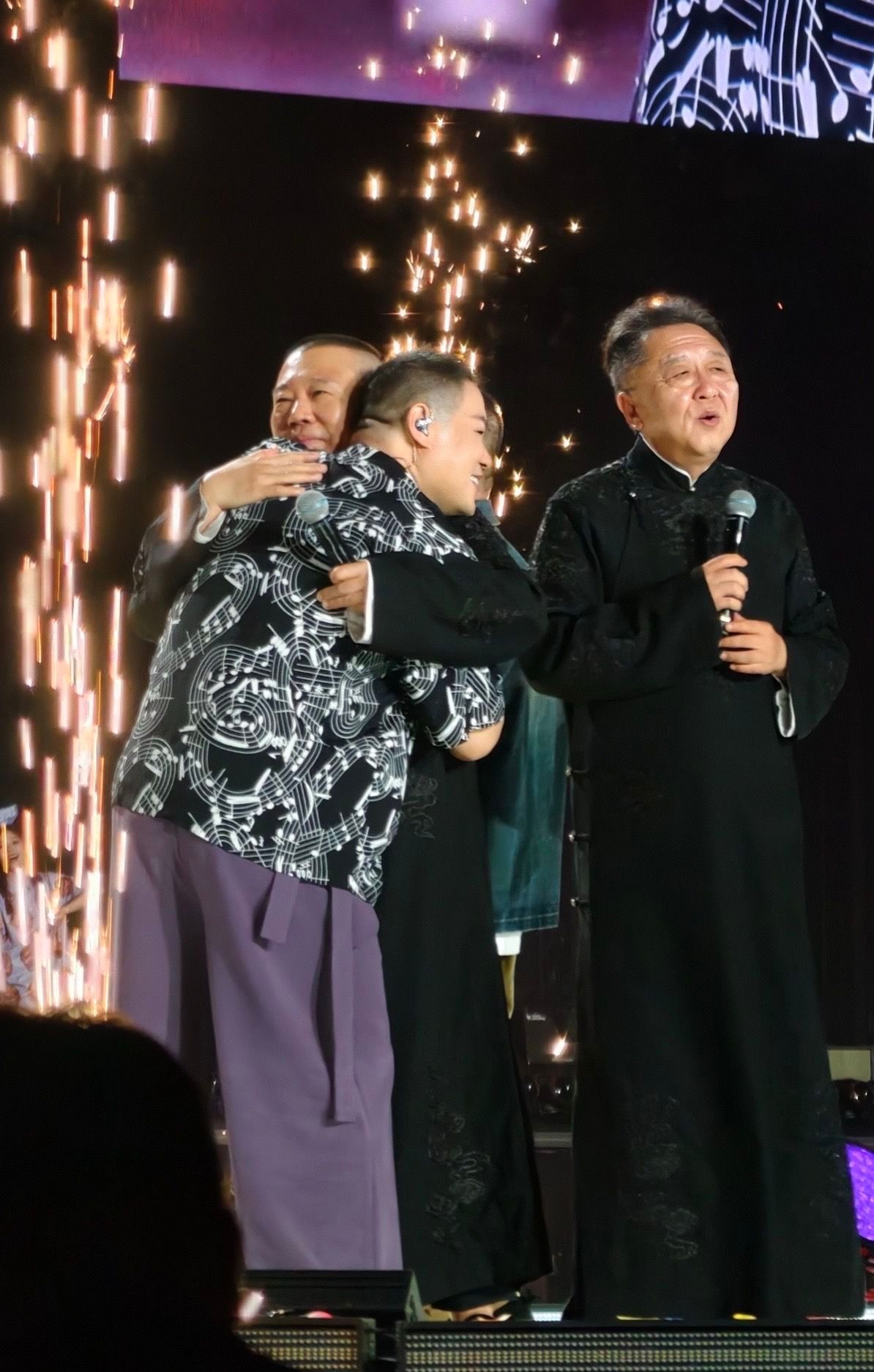 岳云鹏演唱会一些合影，真好
