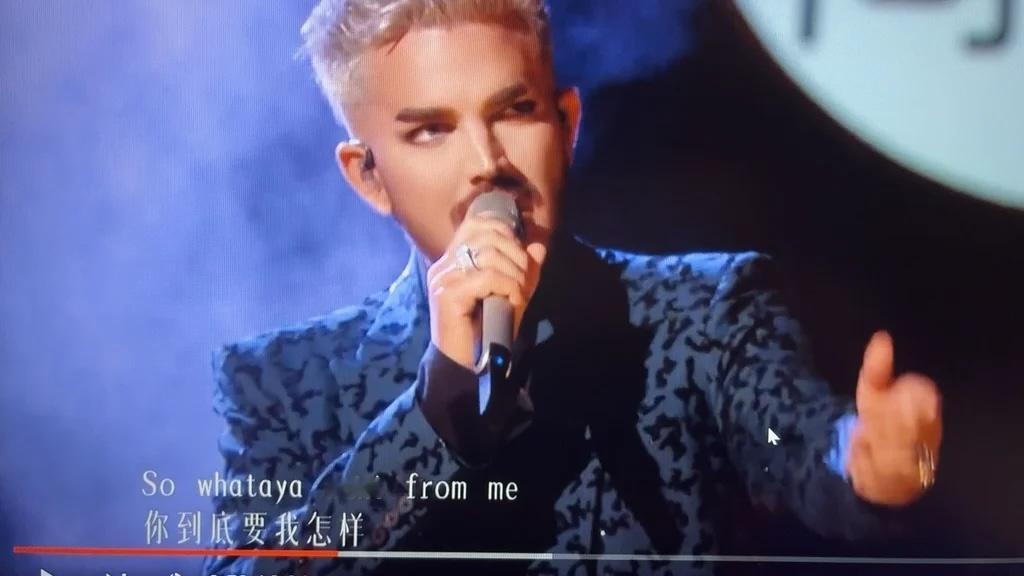 歌词中你经常会看到类似于 whataya 的缩略词，展开是 what do yo