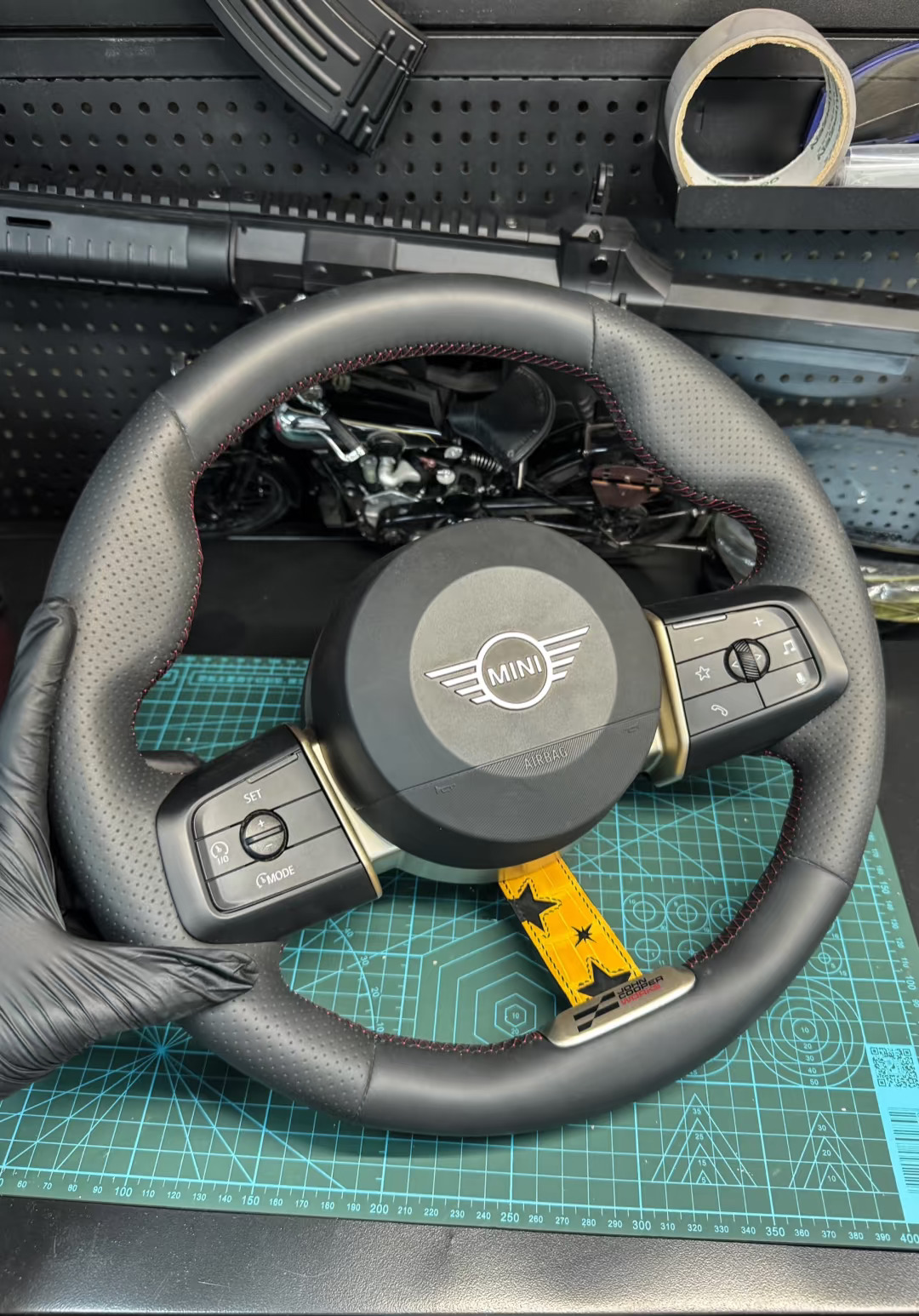 除了皮艺我实在想不出来mini应该配什么！