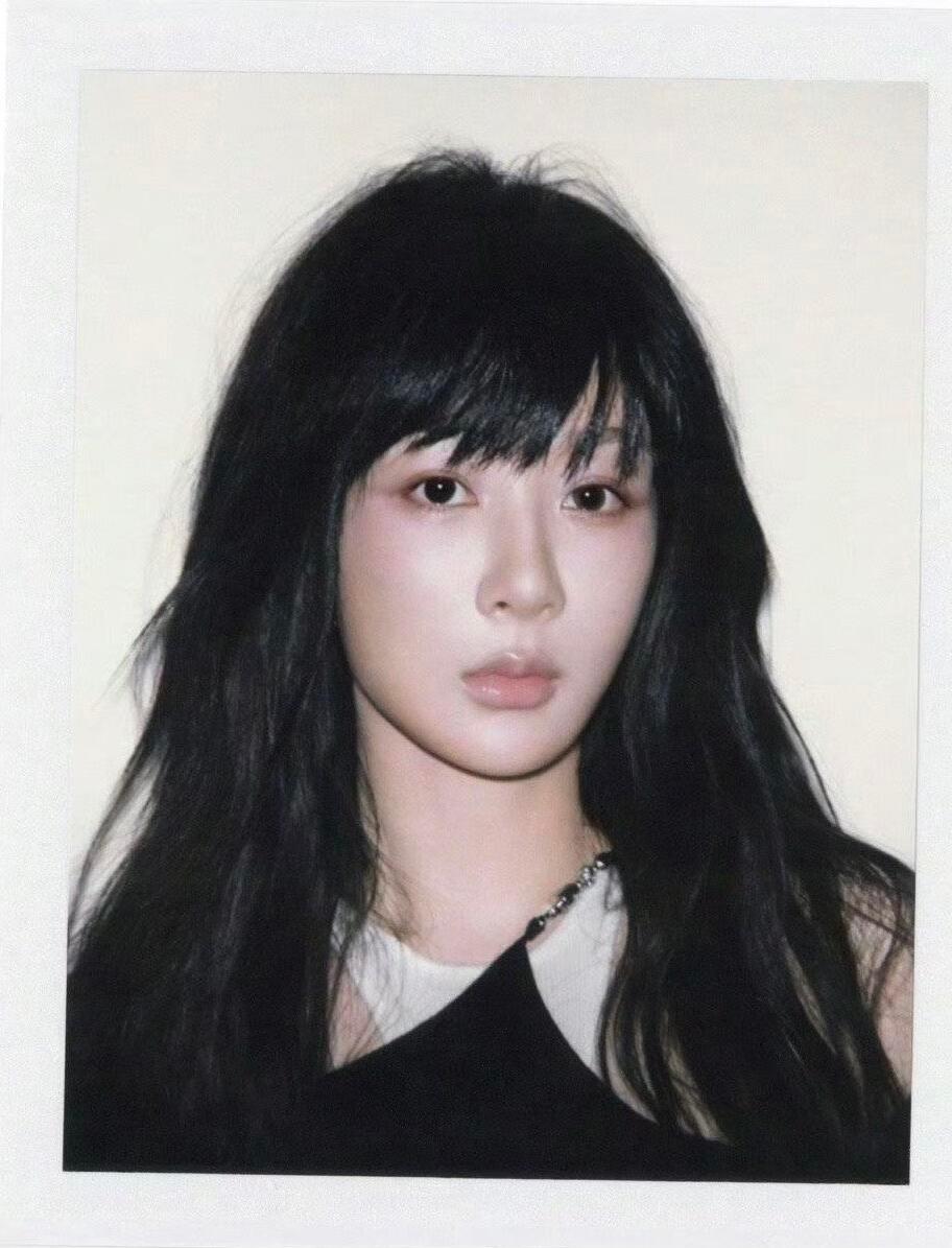 杨紫的撕拉片好像和别的女明星不一样 ​​​