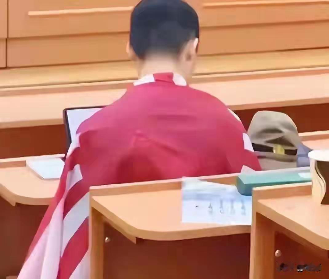 活该！长期冒充日本人，南京籍留俄学生后续：开除学籍，驱逐出境

事件概况
 
 