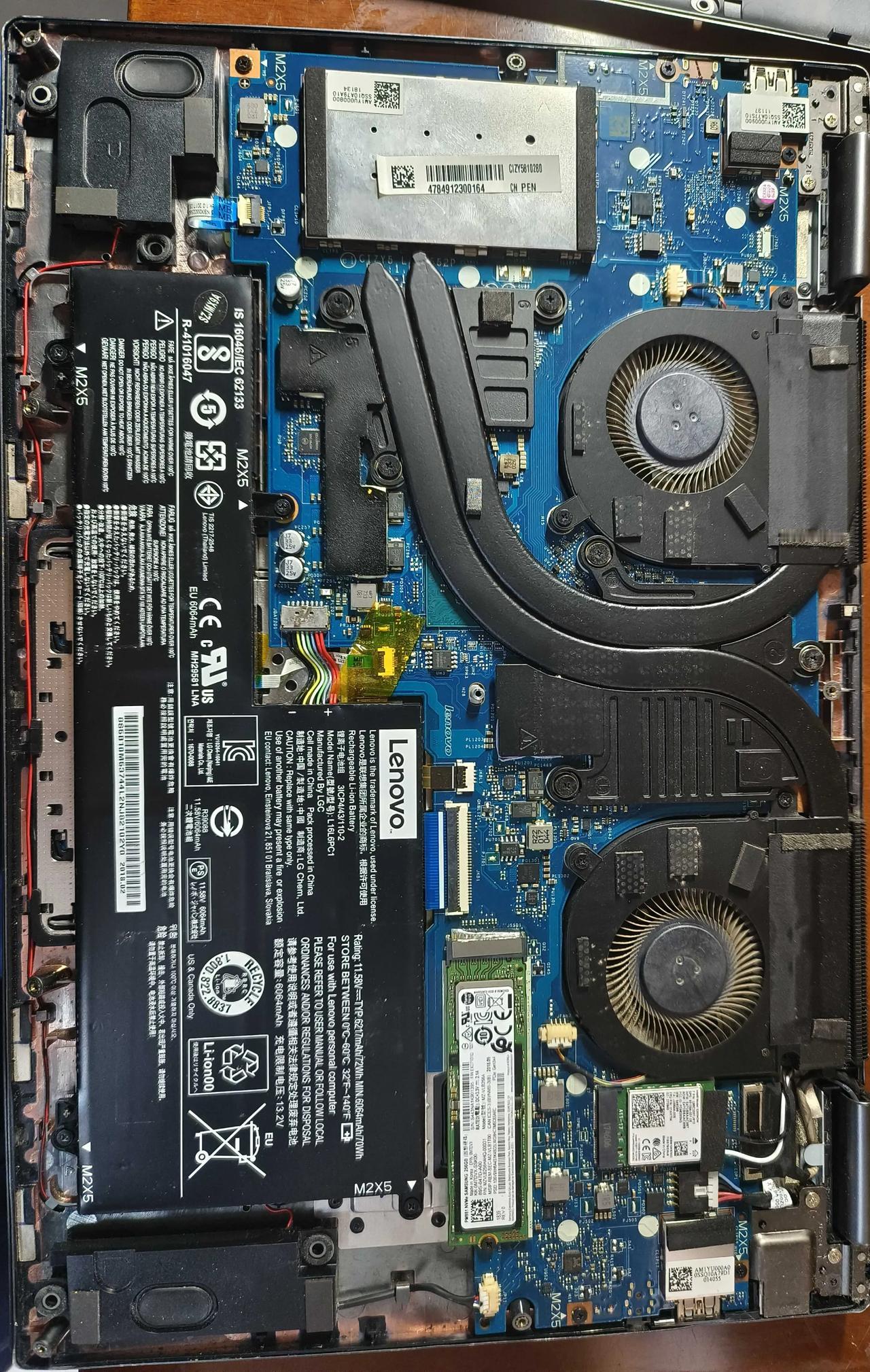 17年售价高达13000笔记本电脑，yoga720 15ikb，i7 7700h