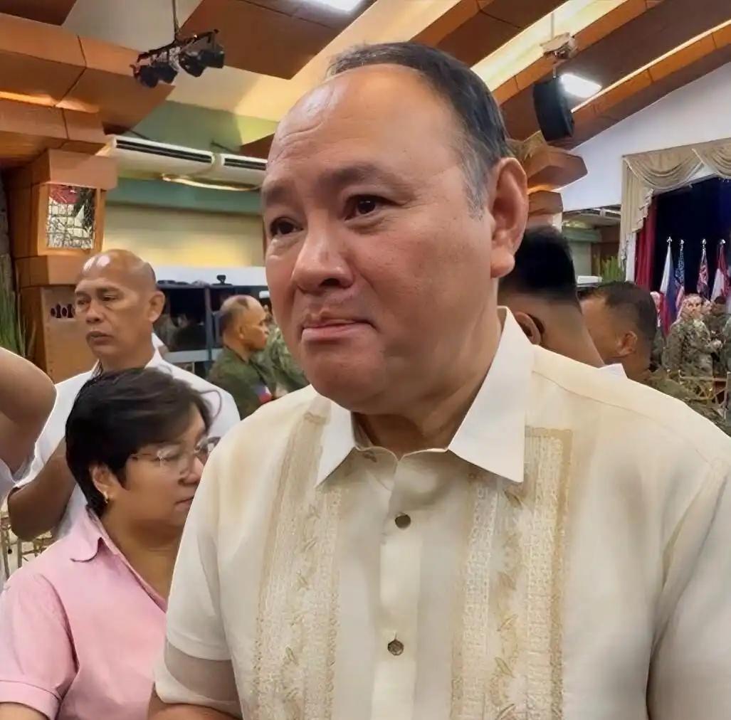 菲律宾瑟瑟发抖，不敢说话！2026年8月5日，中国官方发布对美反制举措，一方面强