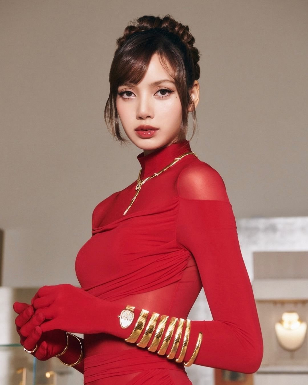 很期待明年《白莲花》的首映红毯😌 ​​​