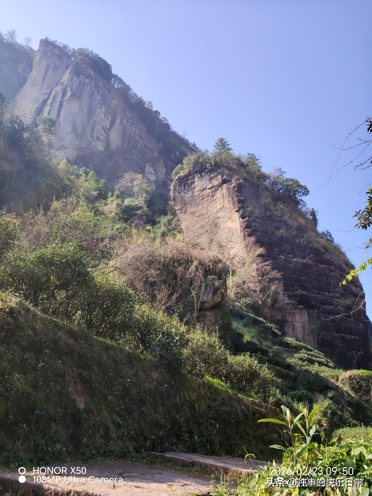 集卡领红包武夷山风景欣赏“集卡领红包”