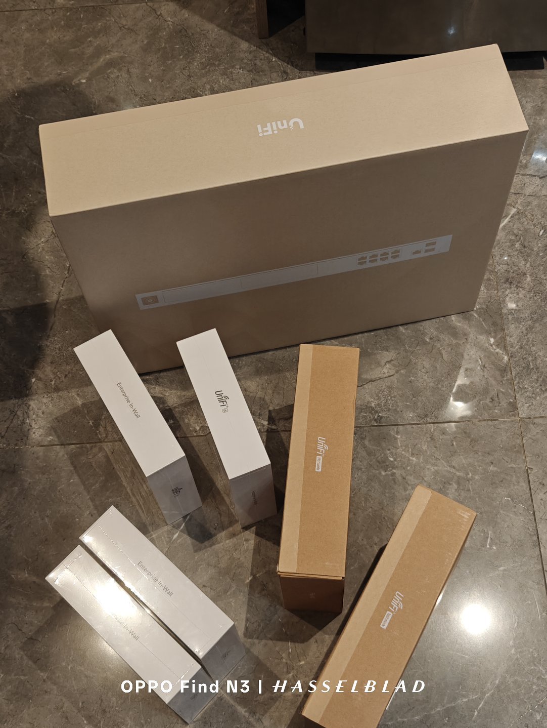 先把家里的网弄好👌大老师帮忙指点下，终于过上了好日子[泪] 