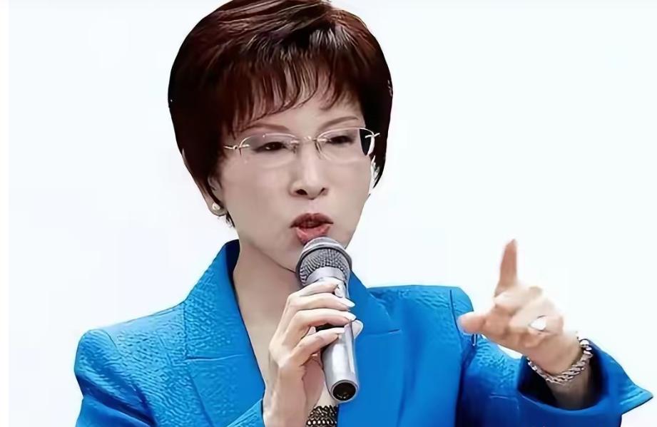 洪秀柱这话，真解气！ 
 
你坐那位子上，顶个主席名头，连“两岸统一”这四个大字