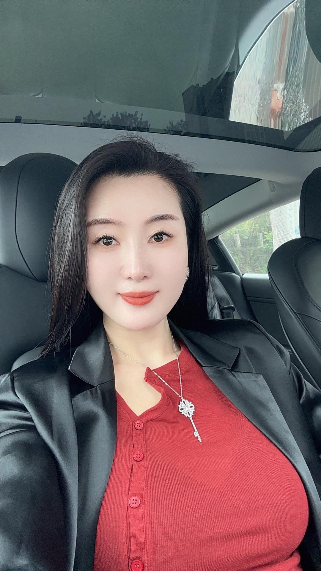 躺又躺不平～卷又卷不赢～仰卧起坐嘞腰又不行～
