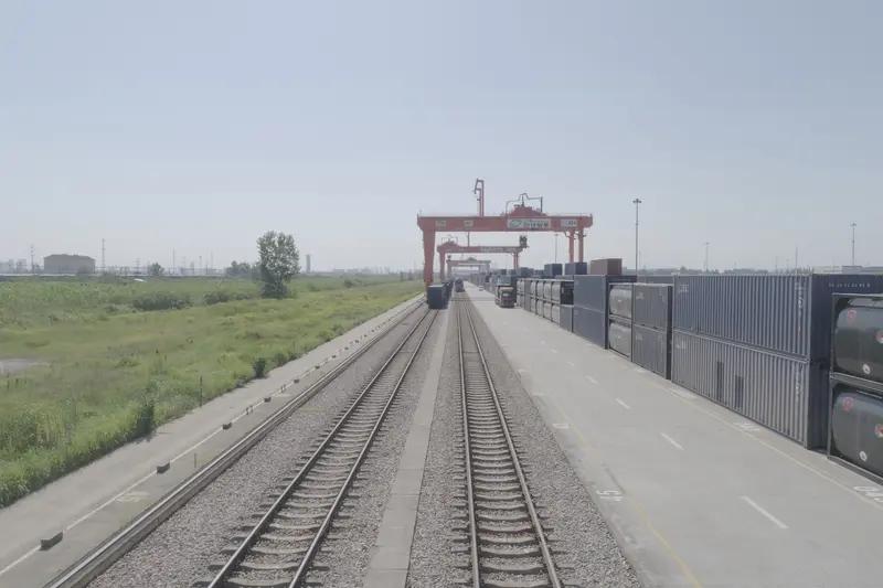 随着欧洲地区广大的国家，越来越多的加强了与中国市场的紧密联系，扩大了市场份额增加