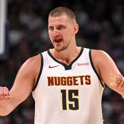 NBA历史十大国际球星！大家觉得谁还能够上榜？

奥拉朱旺（尼日利亚）——2 冠