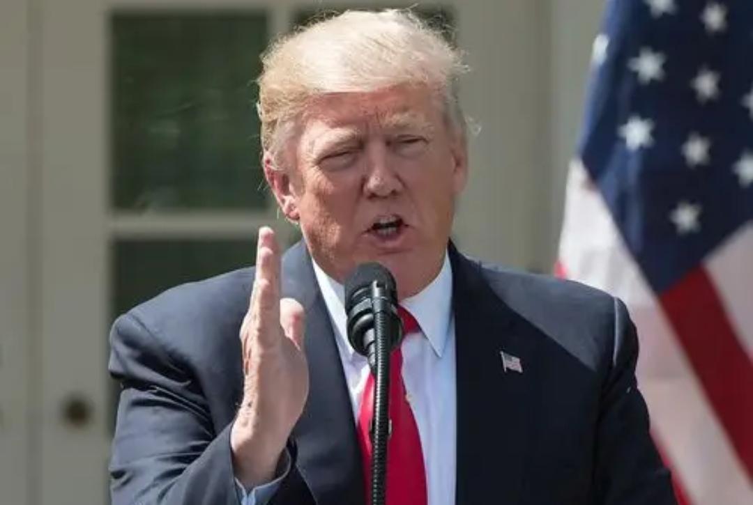 美国白宫帐号4月24日写道：“美国在人工智能竞争中处于领先地位，我们的外国对手也